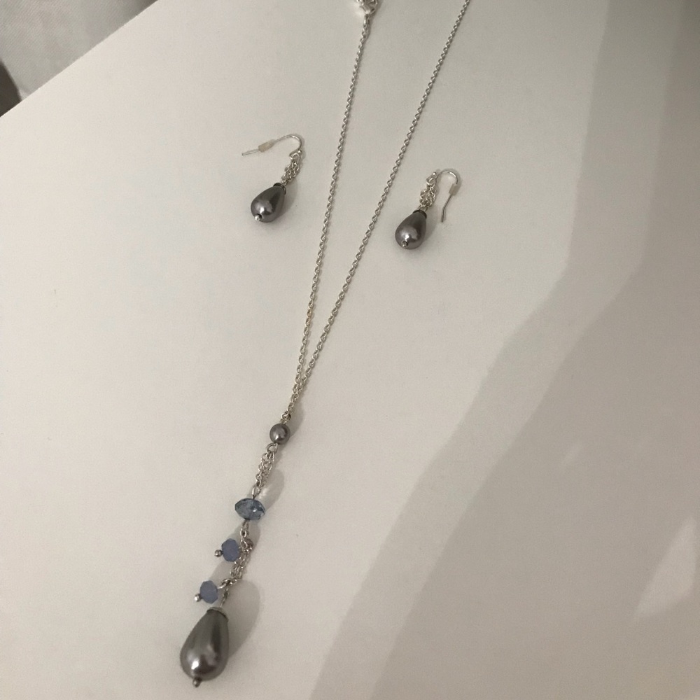 Avon Jewelry set